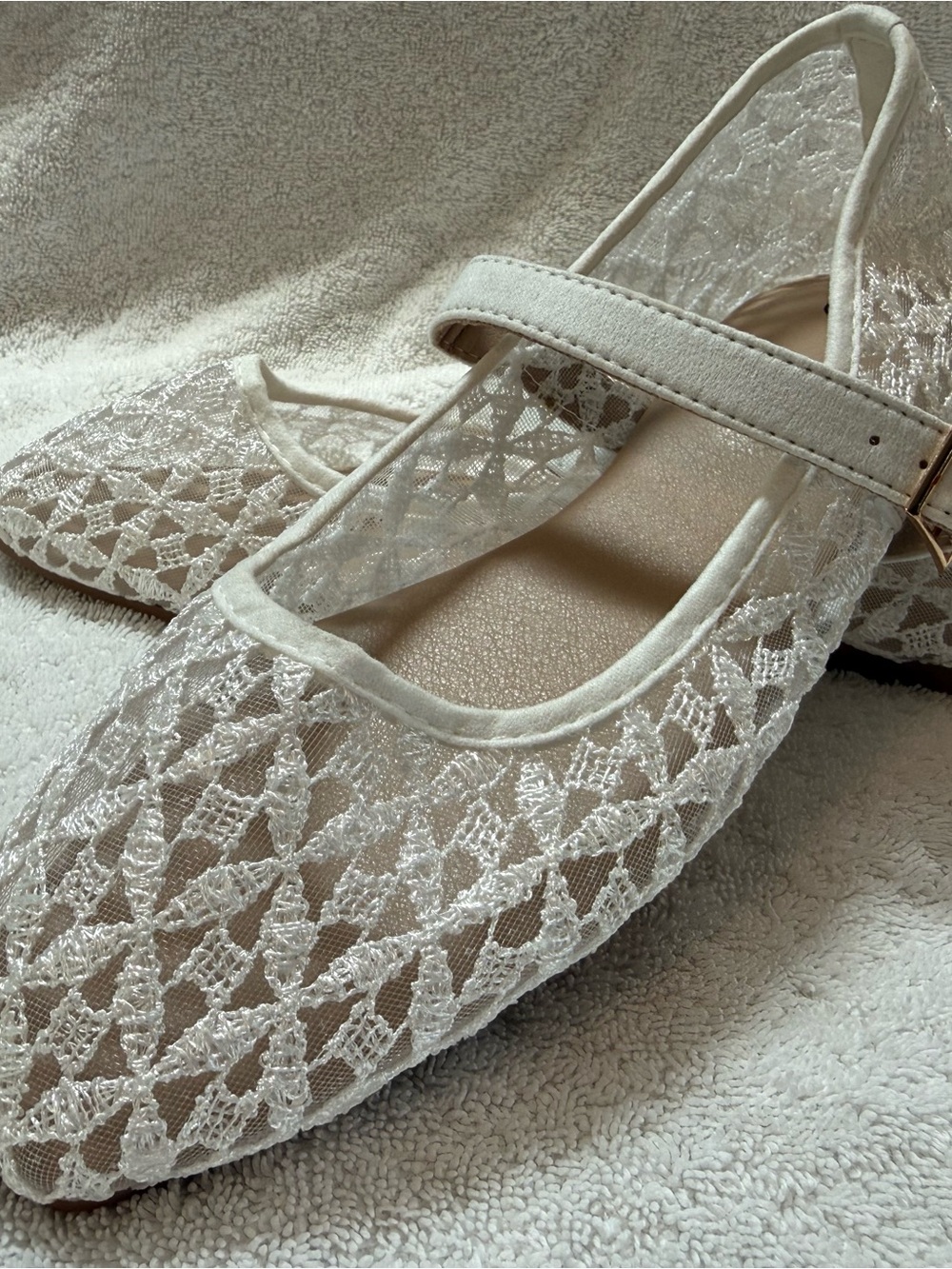 Lace Mary Jane Flats in White — Lightweight Women's Ballet Flats Bundle Savings! - Picture 1 of 9